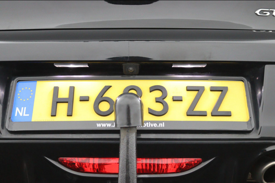 Peugeot 208 1.2 GT-Line*AUTOM.*ECC*ACC*NAVI*PANO*CARPLAY*