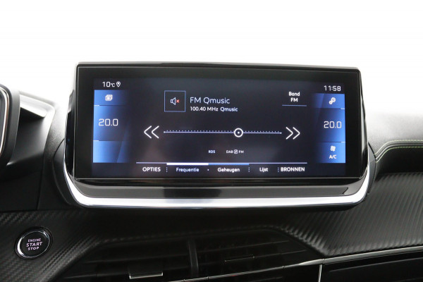 Peugeot 208 1.2 GT-Line*AUTOM.*ECC*ACC*NAVI*PANO*CARPLAY*