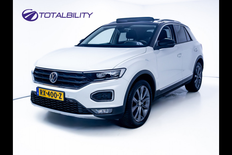 Volkswagen T-Roc 2.0 TSI 4Motion Sport 191 PK | Beats Audio | Panoramadak | Stoelverwarming | Elec. klep | Trekhaak | Navigatie, App. connect, Adaptieve cruise, DAB, All season banden