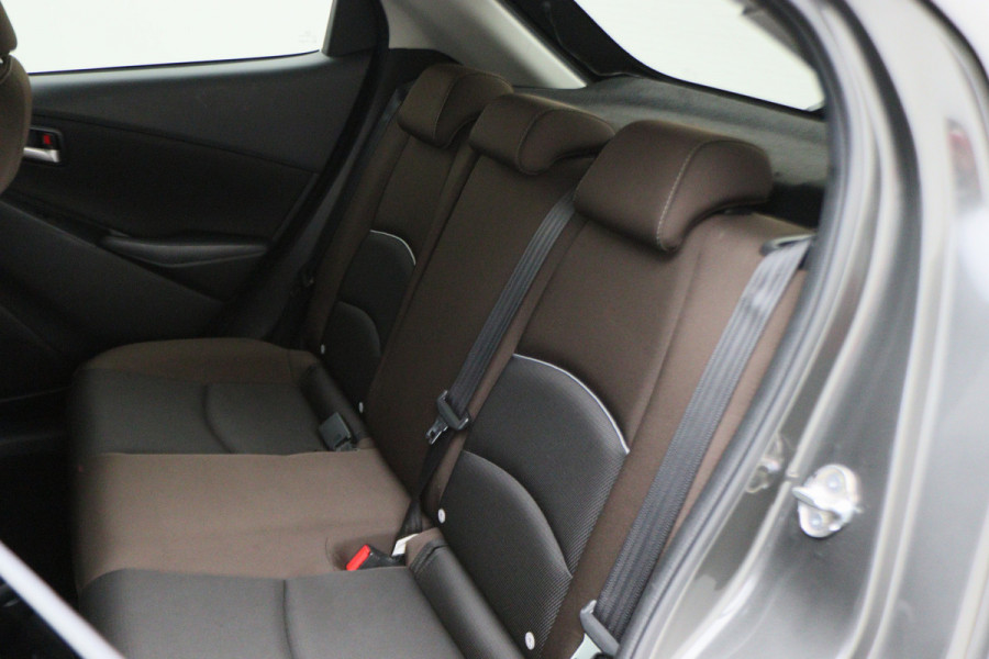 Mazda 2 1.5 Skyactiv-G Style Selected Camera, Airco, Trekhaak, Apple CarPlay, Cruise, 16"