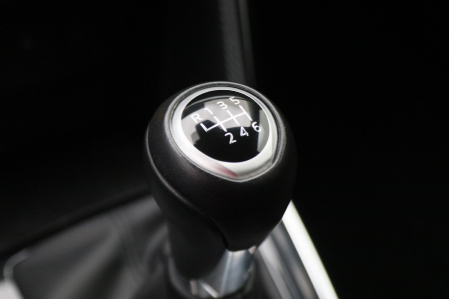 Mazda 2 1.5 Skyactiv-G Style Selected Camera, Airco, Trekhaak, Apple CarPlay, Cruise, 16"