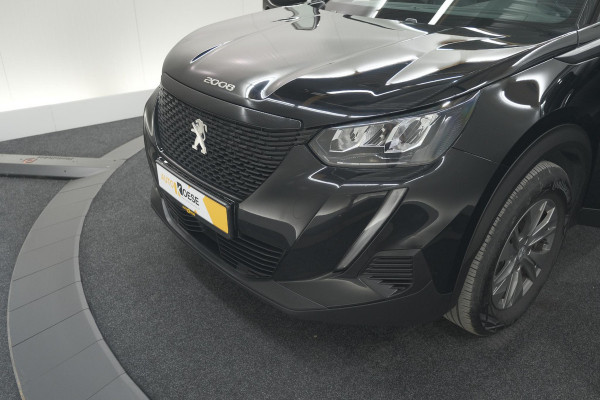 Peugeot 2008 PureTech 130 EAT8 Active Pack | Parkeersensoren | Apple CarPlay | Climate Control | Stoelverwarming