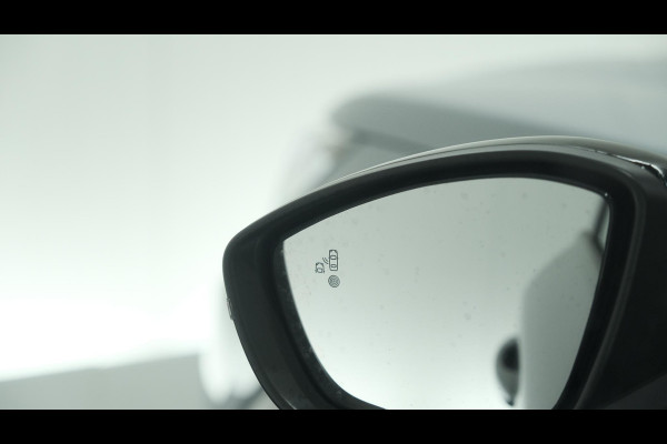 Peugeot 2008 PureTech 130 EAT8 GT | 360 Camera | Adaptieve Cruise Control | Dodehoekdetectie | Navigatie