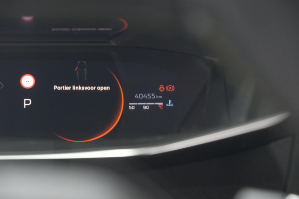 Peugeot 2008 PureTech 130 EAT8 GT | 360 Camera | Adaptieve Cruise Control | Dodehoekdetectie | Navigatie