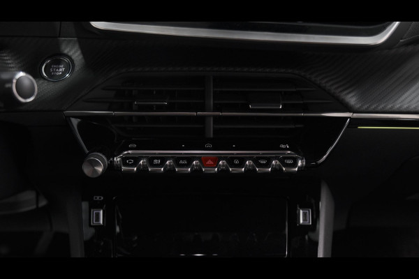 Peugeot 2008 PureTech 130 EAT8 GT | 360 Camera | Adaptieve Cruise Control | Dodehoekdetectie | Navigatie