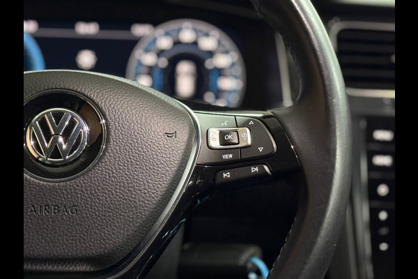 Volkswagen e-Golf | Leder | Stoelverwarming | Camera | Navigatie | Adaptive Cruise Control | Parkeersensoren voor