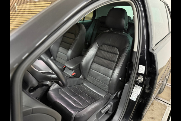 Volkswagen e-Golf | Leder | Stoelverwarming | Camera | Navigatie | Adaptive Cruise Control | Parkeersensoren voor