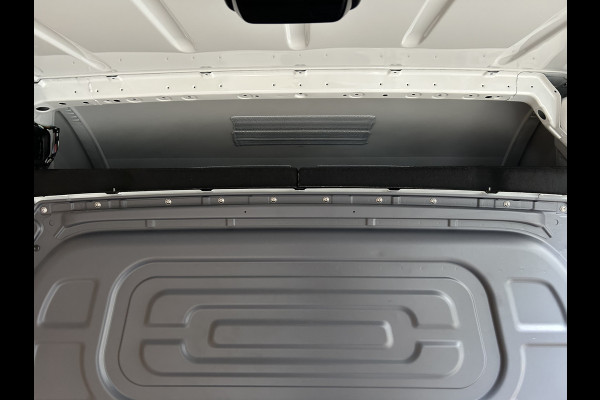 Mercedes-Benz Sprinter 317 CDI L2 H2 Pro Facelift / MBUX / Camera / Geveerde stoel / Cruise control / Airco / 270 Graden achterdeuren