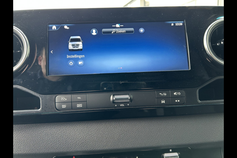 Mercedes-Benz Sprinter 317 CDI L2 H2 Pro Facelift / MBUX / Camera / Geveerde stoel / Cruise control / Airco / 270 Graden achterdeuren