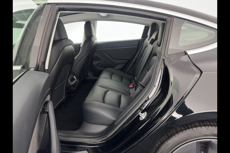 Tesla Model 3 Standard RWD Plus 60 kWh [ 3-Fase ] {SOH-86%} (INCL-BTW) Aut. *PANO | AUTO-PILOT | LEATHER | KEYLESS | FULL-LED | MEMORY-PACK | SURROUND-VIEW | DAB | CARPLAY | DIGI-COCKPIT | LANE-ASSIST | COMFORT-SEATS | 18"ALU*