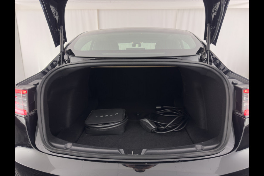 Tesla Model 3 Standard RWD Plus 60 kWh [ 3-Fase ] {SOH-86%} (INCL-BTW) Aut. *PANO | AUTO-PILOT | LEATHER | KEYLESS | FULL-LED | MEMORY-PACK | SURROUND-VIEW | DAB | CARPLAY | DIGI-COCKPIT | LANE-ASSIST | COMFORT-SEATS | 18"ALU*