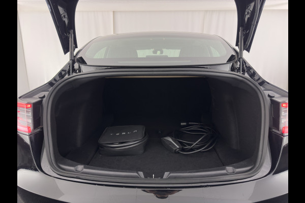 Tesla Model 3 Standard RWD Plus 60 kWh [ 3-Fase ] {SOH-86%} (INCL-BTW) Aut. *PANO | AUTO-PILOT | LEATHER | KEYLESS | FULL-LED | MEMORY-PACK | SURROUND-VIEW | DAB | CARPLAY | DIGI-COCKPIT | LANE-ASSIST | COMFORT-SEATS | 18"ALU*