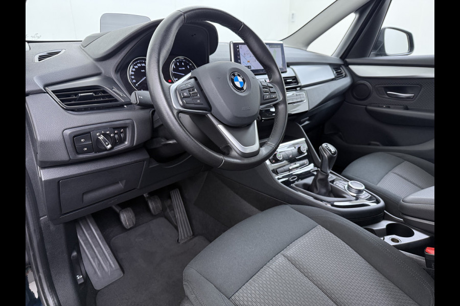 BMW 2 Serie Gran Tourer 216i 7-Persoons Navi-Pro Head-Up Display LED Cruise Control Pdc Ecc Executive Edition Lmv 16"DAB Elek.Achterklep 1e Eigenaar Origineel Nederlandse Auto