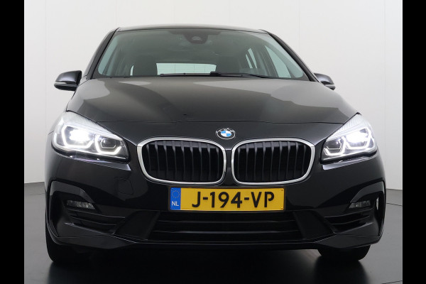 BMW 2 Serie Gran Tourer 216i 7-Persoons Navi-Pro Head-Up Display LED Cruise Control Pdc Ecc Executive Edition Lmv 16"DAB Elek.Achterklep 1e Eigenaar Origineel Nederlandse Auto