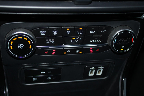 Ford EcoSport 1.0 EcoBoost ST-Line | Trekhaak | Camera | Navigatie | BLIS | B&O Sound | Winterpakket | Climate Control | Cruise Control