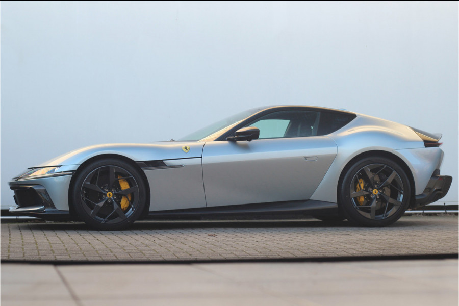 Ferrari 12Cilindri 6.5 V12 | Grigio Alloy | Full Carbon | Lift | 360