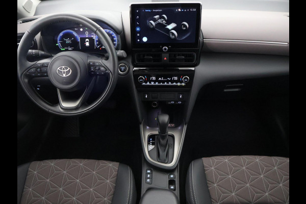 Toyota Yaris Cross 1.5 Hybrid 130 Executive | Stuur- & Stoelverwarming | Dodehoek detectie | Parkeersensoren | Navigatie