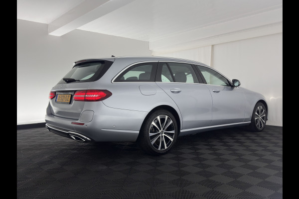 Mercedes-Benz E-Klasse Estate 300 de Luxury Line ( Plug-in ) (INCL-BTW) Aut. *LEATHER | FULL-LED | WIDESCREEN-COCKPIT | BLIND-SPOT | AMBIENT-LIGHT | HEATED-SPORTSEATS | CAMERA | DAB+ | NAVI-FULLMAP | PDC | ADAPTIVE-CRUISE | ECC | 18''ALU*