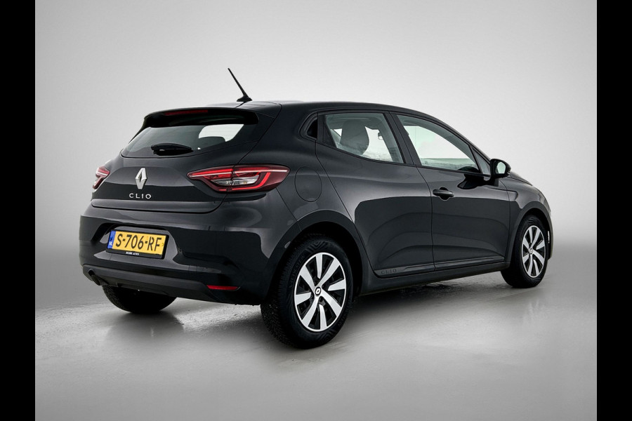Renault Clio 1.0 TCe 92PK 5drs. Equilibre / Navigatie / Airco / Cruise-control /  Radio multimedia / 6Versn / Apk 03-2027