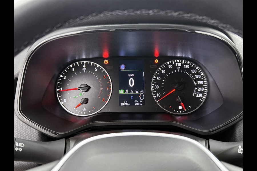 Renault Clio 1.0 TCe 92PK 5drs. Equilibre / Navigatie / Airco / Cruise-control /  Radio multimedia / 6Versn / Apk 03-2027