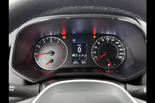 Renault Clio 1.0 TCe 92PK 5drs. Equilibre / Navigatie / Airco / Cruise-control /  Radio multimedia / 6Versn / Apk 03-2027