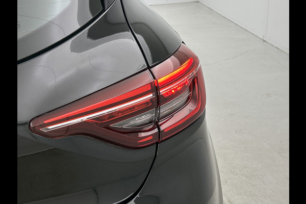 Renault Clio 1.0 TCe 92PK 5drs. Equilibre / Navigatie / Airco / Cruise-control /  Radio multimedia / 6Versn / Apk 03-2027