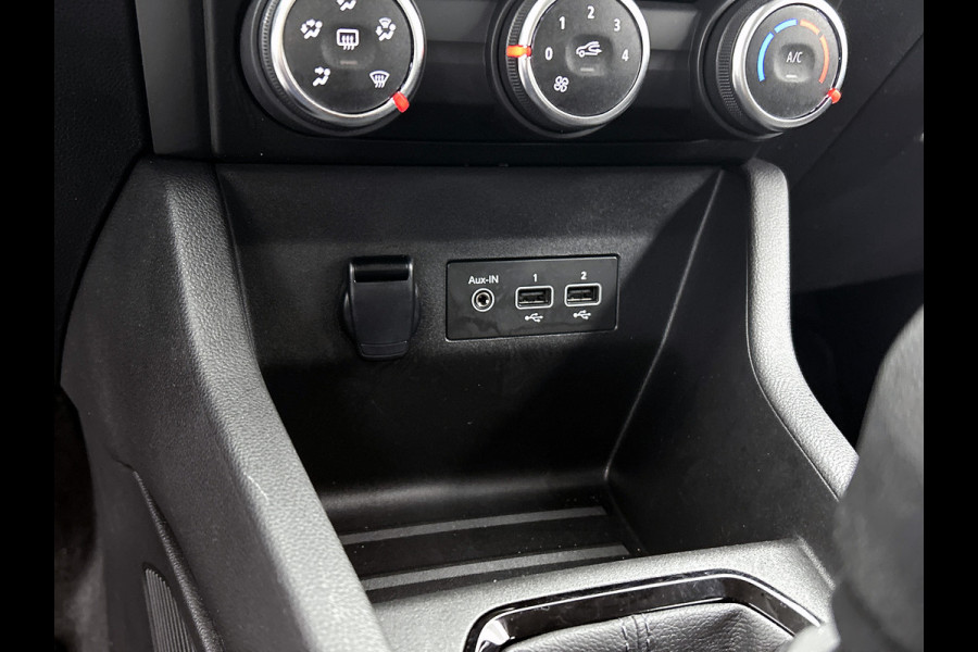 Renault Clio 1.0 TCe 92PK 5drs. Equilibre / Navigatie / Airco / Cruise-control /  Radio multimedia / 6Versn / Apk 03-2027