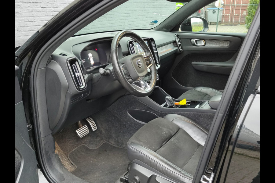 Volvo XC40 Recharge P8 AWD R-Design SOH 90% Adap.Cruise Navi Ecc Camera Apple Carplay Android Auto Pdc Stoelverwarming Lmv 19" Privacy Glas Google Maps DAB+ Origineel Nederlandse Auto Nieuwprijs  €59.825,- Export - Handel