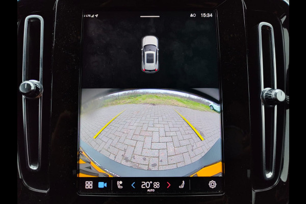 Volvo XC40 Recharge P8 AWD R-Design SOH 90% Adap.Cruise Navi Ecc Camera Apple Carplay Android Auto Pdc Stoelverwarming Lmv 19" Privacy Glas Google Maps DAB+ Origineel Nederlandse Auto Nieuwprijs  €59.825,- Export - Handel