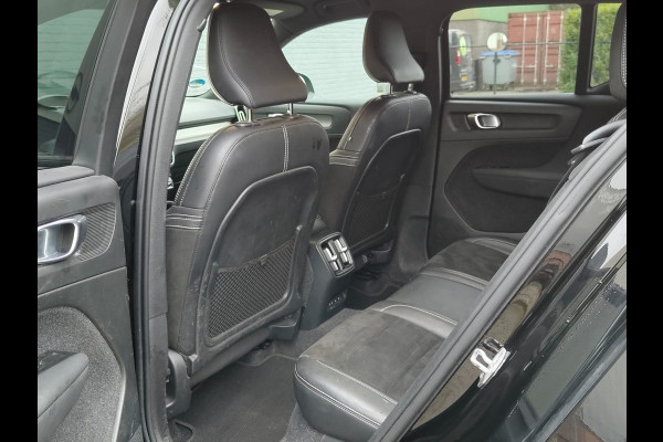 Volvo XC40 Recharge P8 AWD R-Design SOH 90% Adap.Cruise Navi Ecc Camera Apple Carplay Android Auto Pdc Stoelverwarming Lmv 19" Privacy Glas Google Maps DAB+ Origineel Nederlandse Auto Nieuwprijs  €59.825,- Export - Handel
