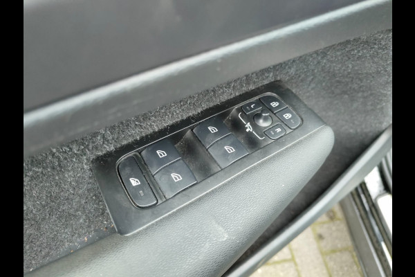 Volvo XC40 Recharge P8 AWD R-Design SOH 90% Adap.Cruise Navi Ecc Camera Apple Carplay Android Auto Pdc Stoelverwarming Lmv 19" Privacy Glas Google Maps DAB+ Origineel Nederlandse Auto Nieuwprijs  €59.825,- Export - Handel
