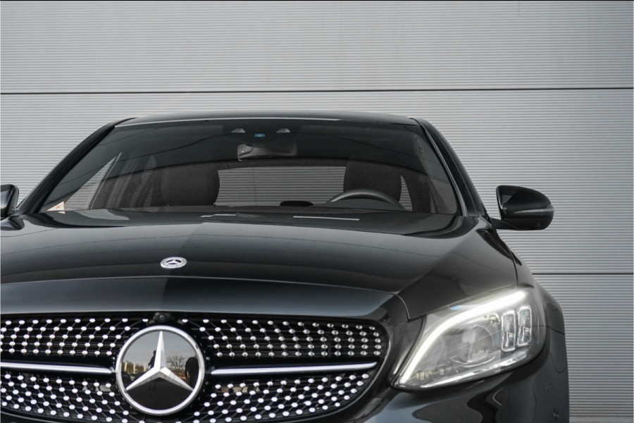 Mercedes-Benz C-Klasse 180 AMG Night Pano Distronic Leder 18"