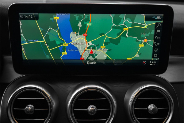 Mercedes-Benz C-Klasse 180 AMG Night Pano Distronic Leder 18"