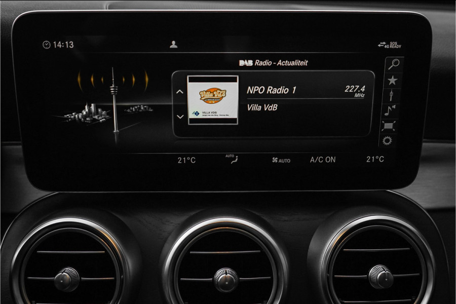 Mercedes-Benz C-Klasse 180 AMG Night Pano Distronic Leder 18"