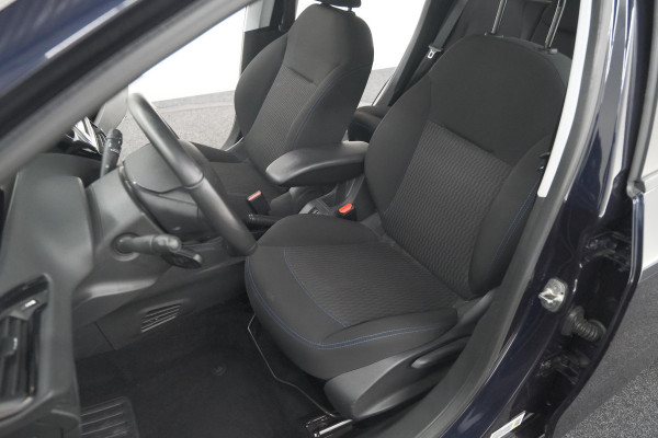 Peugeot 208 PureTech 82 Signature | Allseason banden | Navigatie | Parkeersensoren