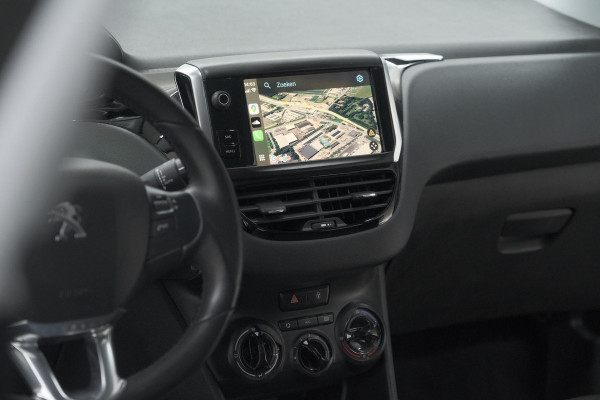 Peugeot 208 PureTech 82 Signature | Allseason banden | Navigatie | Parkeersensoren