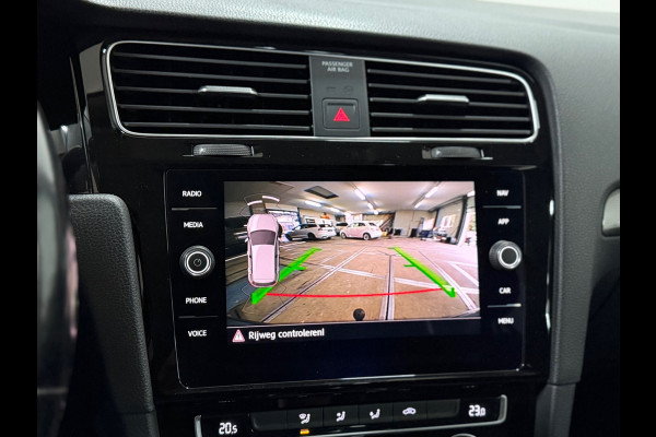 Volkswagen Golf 1.5 TSI DSG Automaat | IQ.Drive | Trekhaak | Carplay | Adaptive Cruise