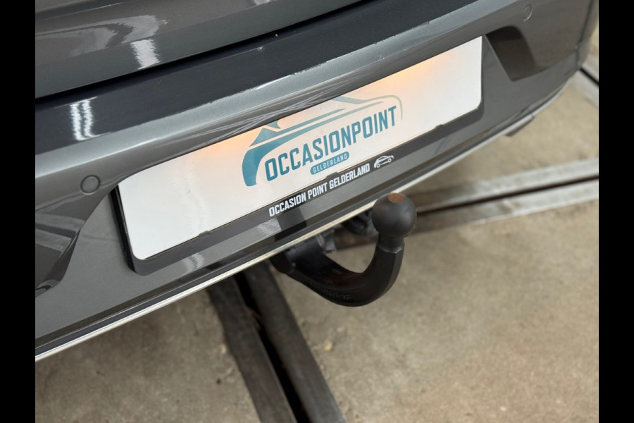 Volkswagen Golf 1.5 TSI DSG Automaat | IQ.Drive | Trekhaak | Carplay | Adaptive Cruise