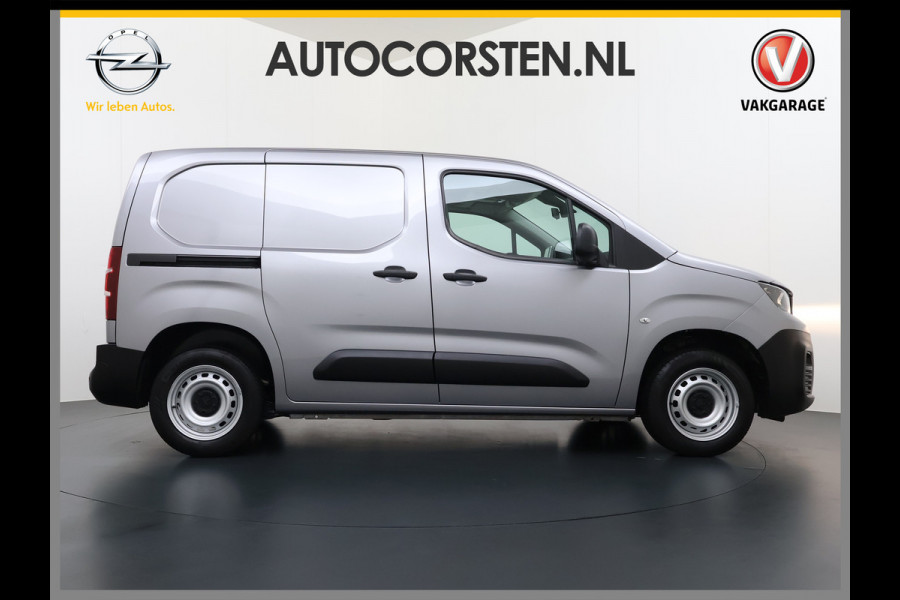 Peugeot Partner T 111PK BENZINE 3-Peroons Apple Carplay Android Auto Navi Airco Cruise Control Pdc DAB Regen-Lichtsensor Premium Euro 6 Betonplex Vloer Schuifdeur Achterdeuren Geen Gezeur met Millieuzones! Zeer compleet! Marge auto, dus er komt GEEN BTW bij !