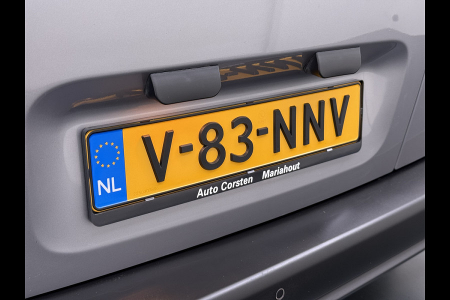 Peugeot Partner T 111PK BENZINE 3-Peroons Apple Carplay Android Auto Navi Airco Cruise Control Pdc DAB Regen-Lichtsensor Premium Euro 6 Betonplex Vloer Schuifdeur Achterdeuren Geen Gezeur met Millieuzones! Zeer compleet! Marge auto, dus er komt GEEN BTW bij !