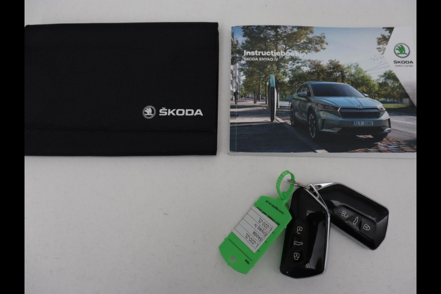Škoda ENYAQ iV 80 | Warmtepomp | Trekhaak | Matrix LED | Adaptive cruise | Keyless | Camera | Half leder | Stuurverwarming | Memory | Navigatie | Climate control | Dodehoek detectie | Getint glas