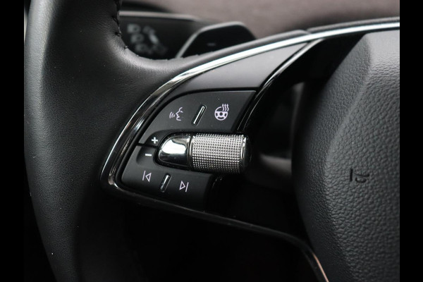 Škoda ENYAQ iV 80 | Warmtepomp | Trekhaak | Matrix LED | Adaptive cruise | Keyless | Camera | Half leder | Stuurverwarming | Memory | Navigatie | Climate control | Dodehoek detectie | Getint glas