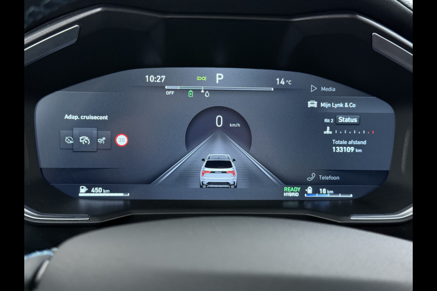 Lynk & Co 01**Gereserveerd** PHEV AUT-7 261pk Pano-Schuifdak Lmv 20" 360°Camera Apple Carplay Android Auto Adap.Cruise Navi Pdc Ecc Keyless Led Plug-In Hybri Elek.Memory.Stoel File assistent Dodehoek detector Elektrisch bedienbare achterklep Rijstrooksensor Wifi Verkeersbord detectie 425Nm koppel 3,7kw laadvermogen  1800kg Trekvermogen 1e Eigenaar Origineel Nederlandse auto!