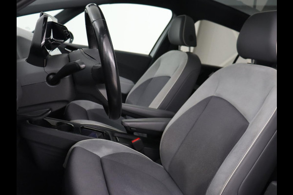 Volkswagen ID.3 First Max 58 kWh | Panoramadak | Head-Up | Stoelverwarming | Massage | Matrix LED | Adaptive cruise | 20'' | Keyless | Navigatie | Dodehoek detectie | Sfeerverlichting