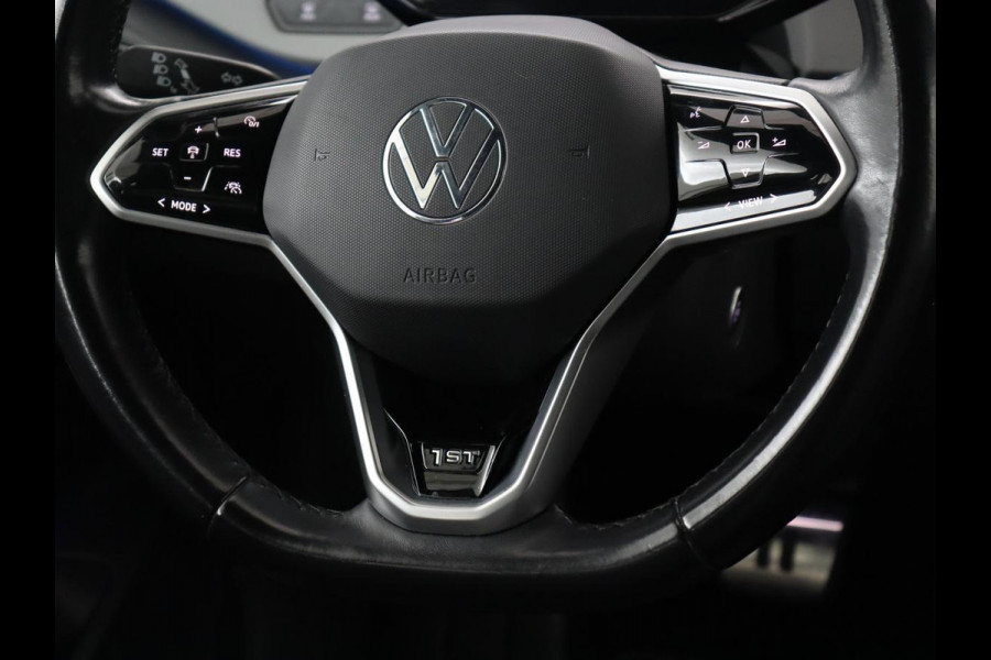 Volkswagen ID.3 First Max 58 kWh | Panoramadak | Head-Up | Stoelverwarming | Massage | Matrix LED | Adaptive cruise | 20'' | Keyless | Navigatie | Dodehoek detectie | Sfeerverlichting