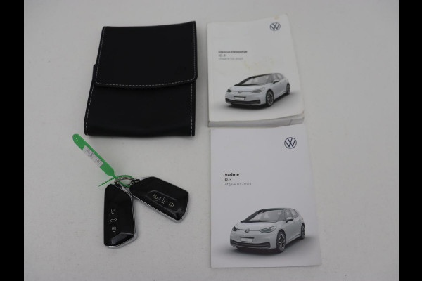 Volkswagen ID.3 First Max 58 kWh | Panoramadak | Head-Up | Stoelverwarming | Massage | Matrix LED | Adaptive cruise | 20'' | Keyless | Navigatie | Dodehoek detectie | Sfeerverlichting