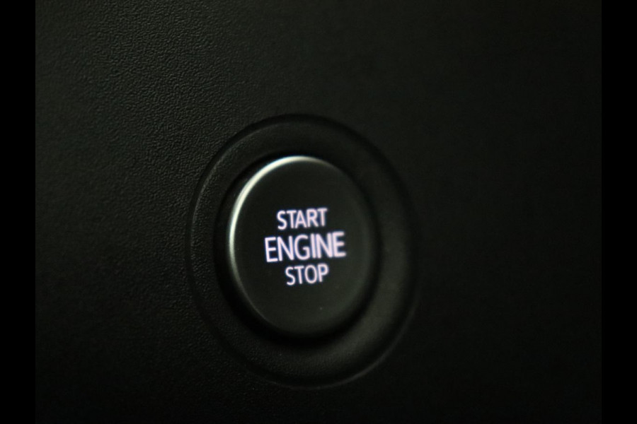 Volkswagen ID.3 First Max 58 kWh | Panoramadak | Head-Up | Stoelverwarming | Massage | Matrix LED | Adaptive cruise | 20'' | Keyless | Navigatie | Dodehoek detectie | Sfeerverlichting