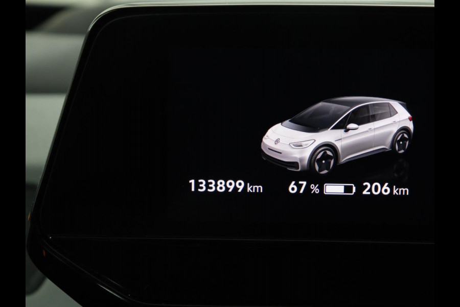 Volkswagen ID.3 First Max 58 kWh | Panoramadak | Head-Up | Stoelverwarming | Massage | Matrix LED | Adaptive cruise | 20'' | Keyless | Navigatie | Dodehoek detectie | Sfeerverlichting