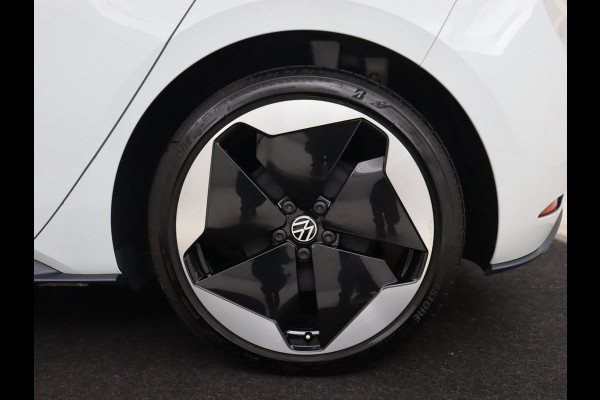 Volkswagen ID.3 First Max 58 kWh | Panoramadak | Head-Up | Stoelverwarming | Massage | Matrix LED | Adaptive cruise | 20'' | Keyless | Navigatie | Dodehoek detectie | Sfeerverlichting
