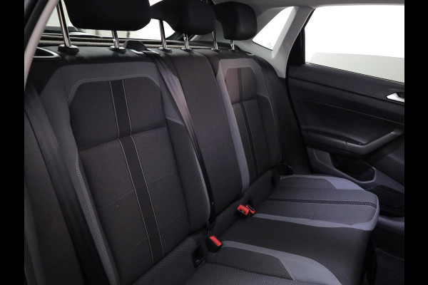 Volkswagen Polo 1.0 TSI Style 95 pk | Navigatie via App | Parkeersensoren | Achteruitrijcamera | Keyless | Stoelverwarming |